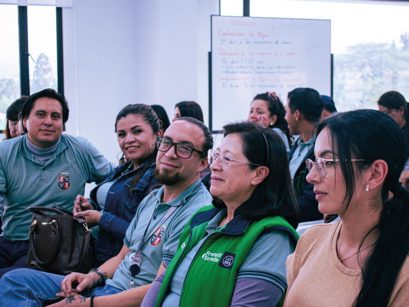 Encuentro-del-personal-con-la-PJV