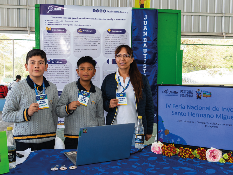 CUARTA-FERIA-DE-INVESTIGACIÓN-FOTO-5